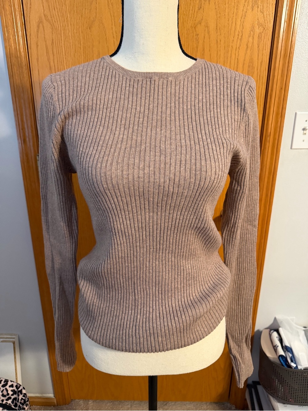 Old Navy Ribbed Crewneck Sweater - brown